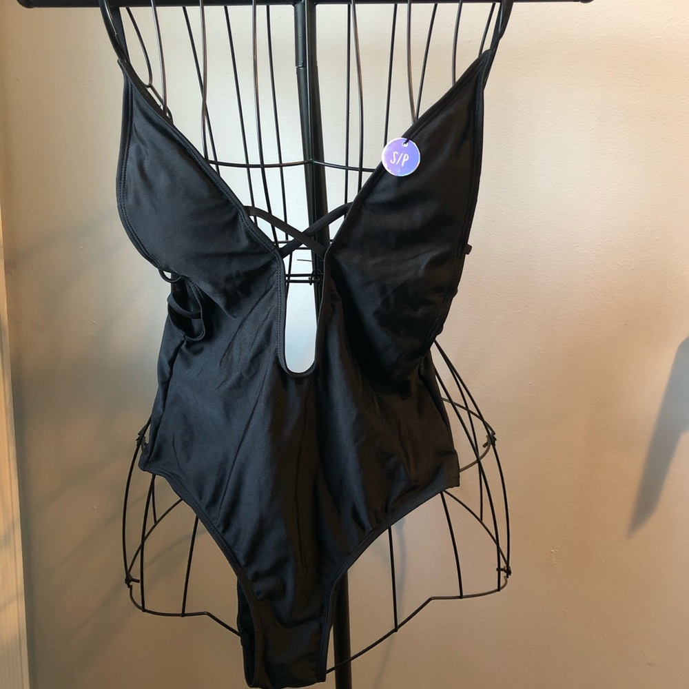 One piece bathing suit